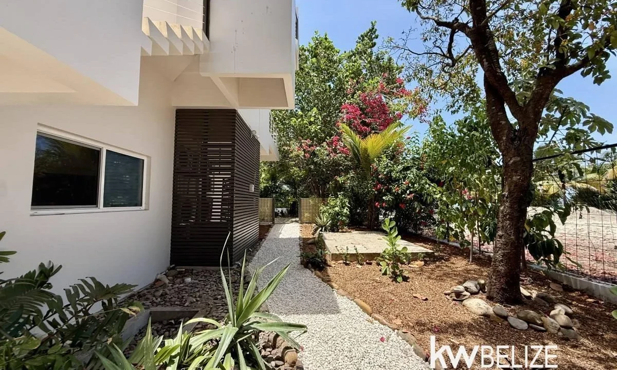 kellerwilliamsbelize-h2130-46