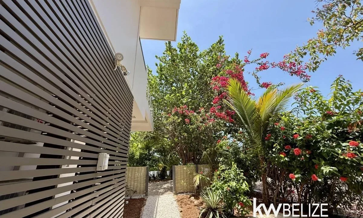 kellerwilliamsbelize-h2130-47