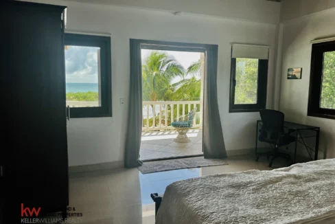 kellerwilliamsbelize-h5002-18
