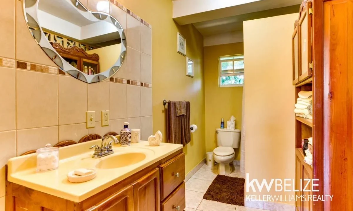 kellerwilliamsbelize-h6000-12