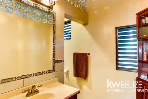 kellerwilliamsbelize-h6000-23