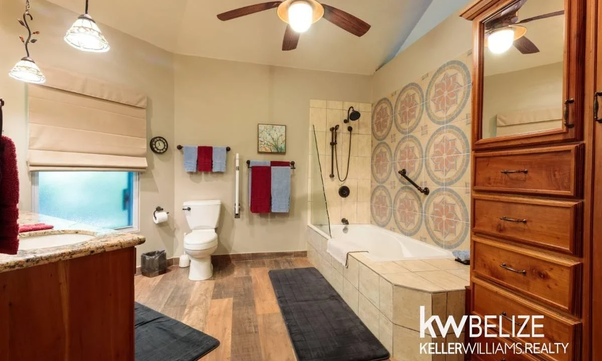 kellerwilliamsbelize-jdr062511cz-30