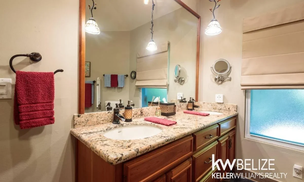 kellerwilliamsbelize-jdr062511cz-31