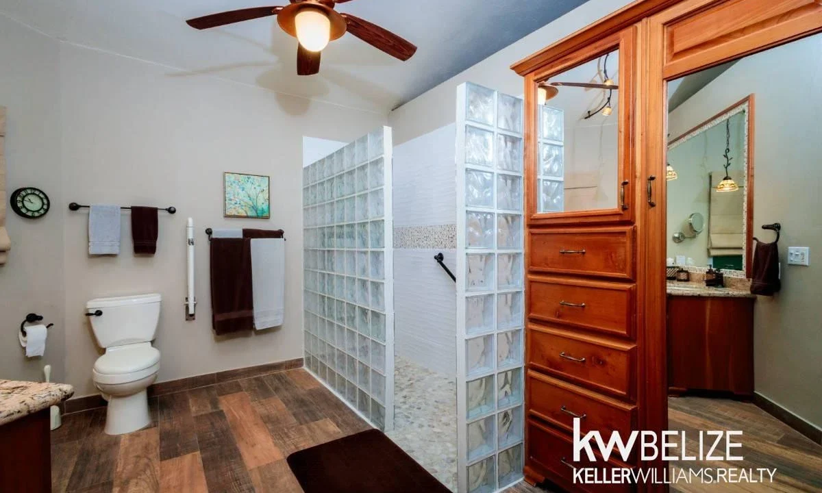kellerwilliamsbelize-jdr062511cz-42