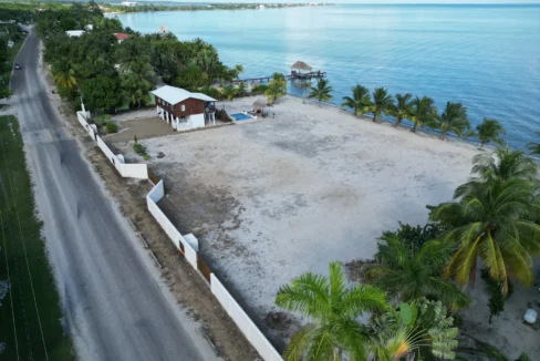 kellerwilliamsbelize-l1025-01