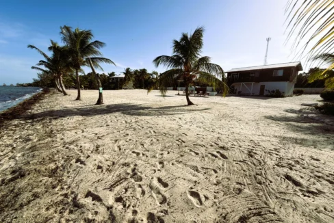 kellerwilliamsbelize-l1025-06