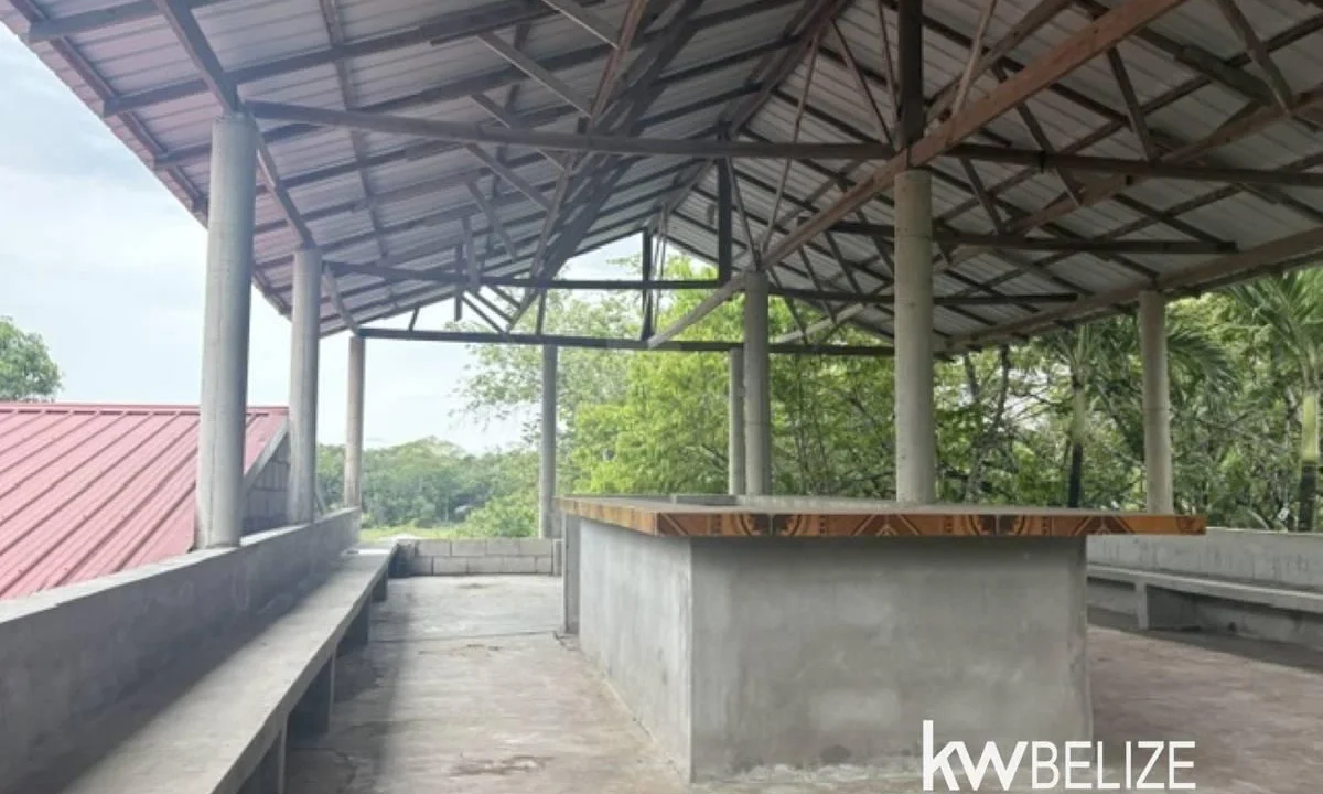 kellerwilliamsbelize-lr022607b-12
