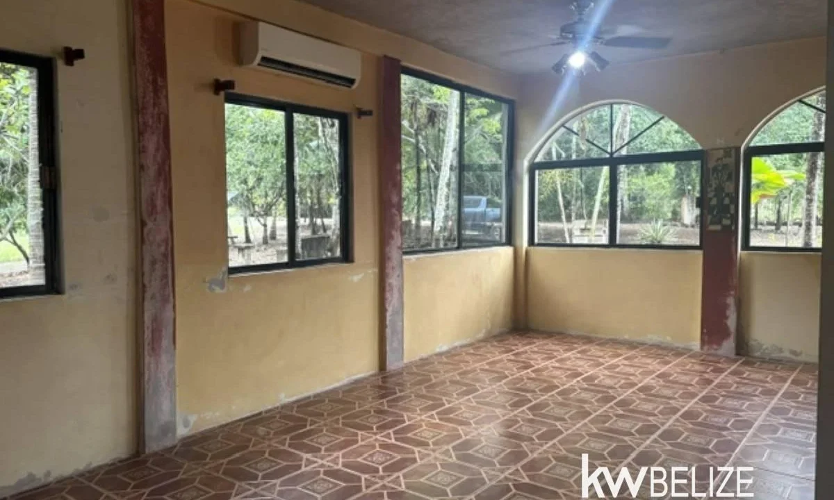kellerwilliamsbelize-lr022607b-14