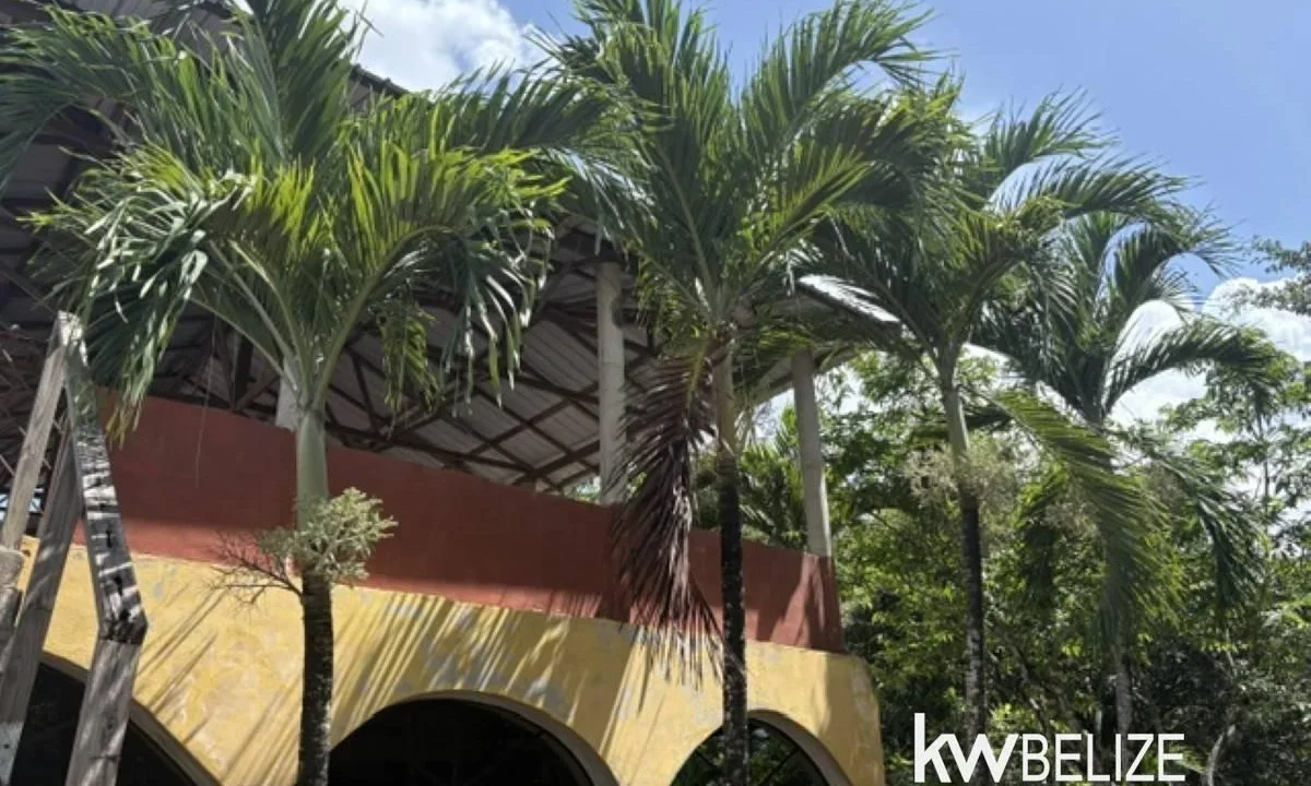 kellerwilliamsbelize-lr022607b-23