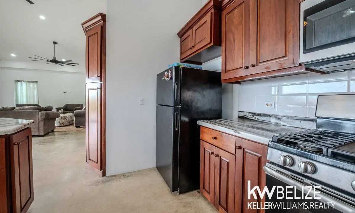 kellerwilliamsbelize-m-bh112606h-08