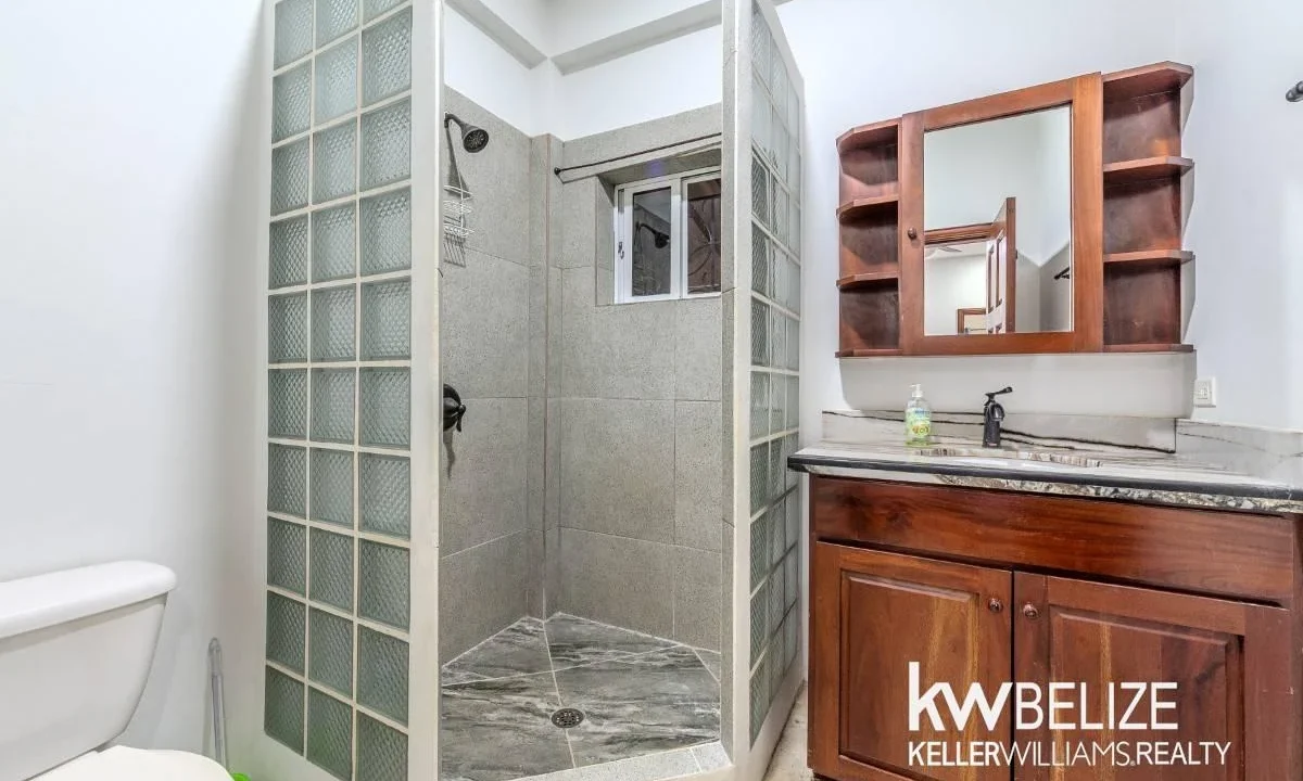 kellerwilliamsbelize-m-bh112606h-30