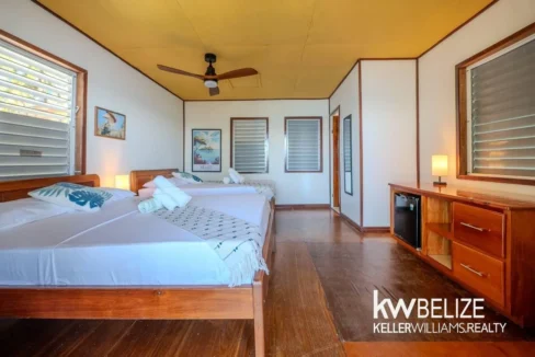 kellerwilliamsbelize-r042602tc-20