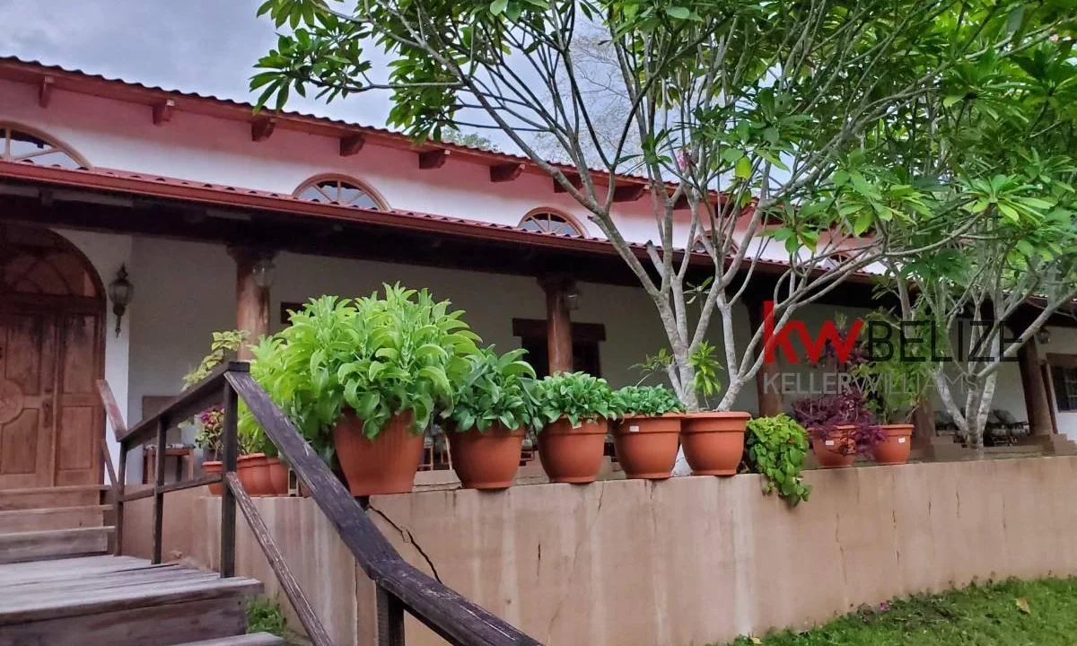 kellerwilliamsbelize-r102104si-02