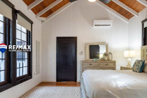 CASA-BLANCA-MAHOGANY-BAY-RESIZED-WATERMARKED-21