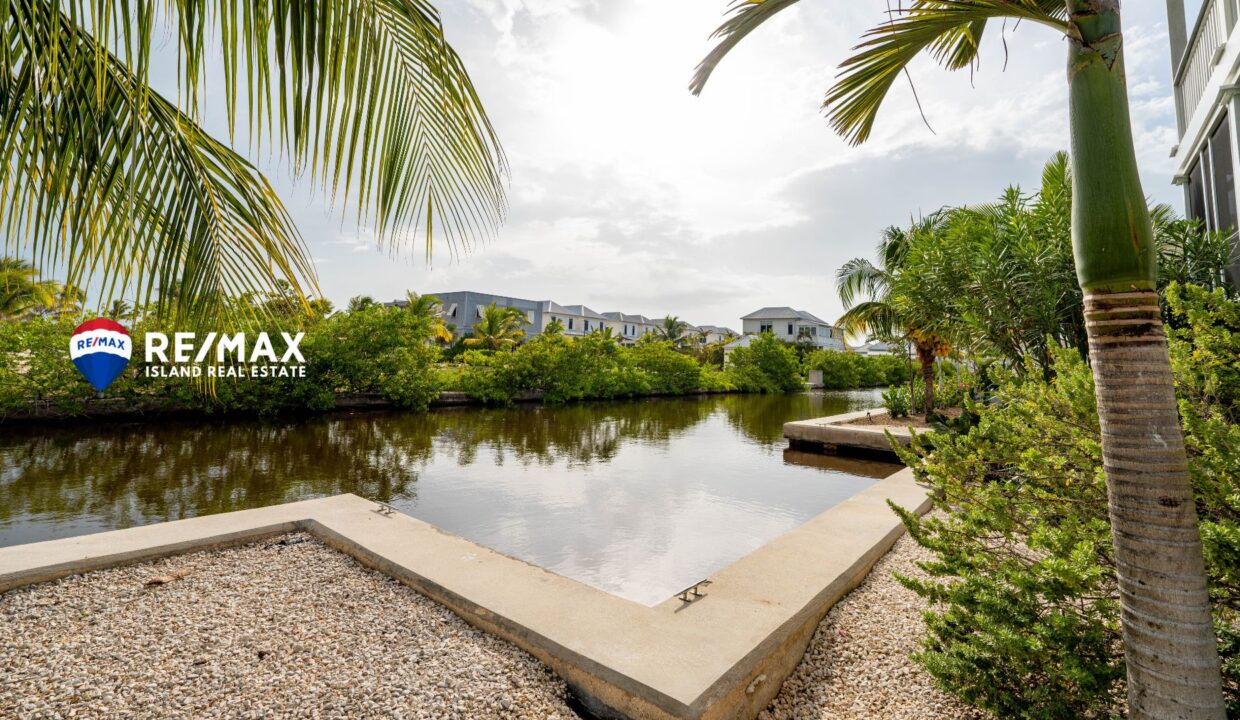 CASA-BLANCA-MAHOGANY-BAY-RESIZED-WATERMARKED-5
