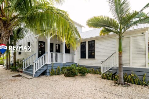 CASA-BLANCA-MAHOGANY-BAY-RESIZED-WATERMARKED-6