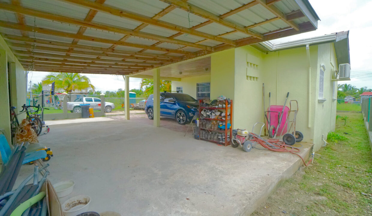 OUTSIDE2013