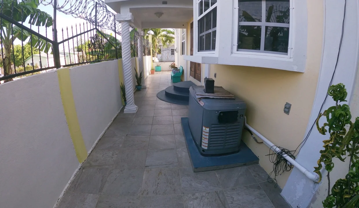 kellerwilliamsbelize-aw021224cz-04