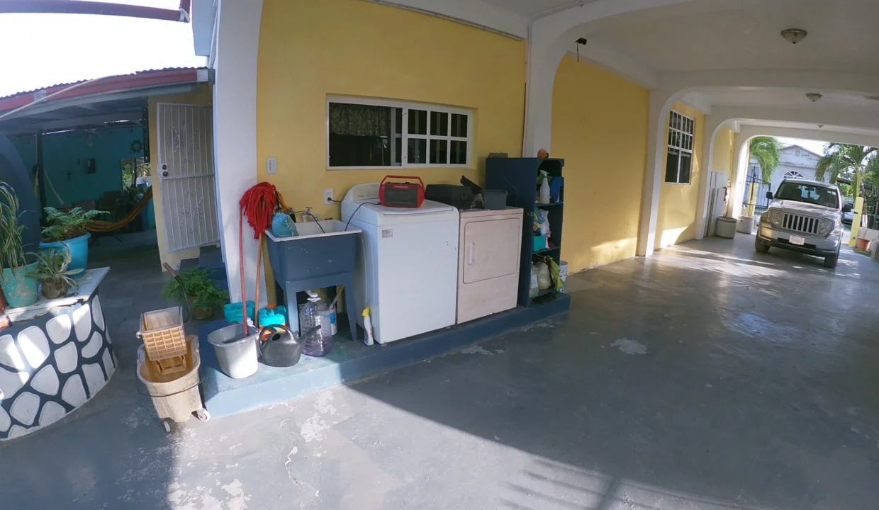 kellerwilliamsbelize-aw021224cz-05