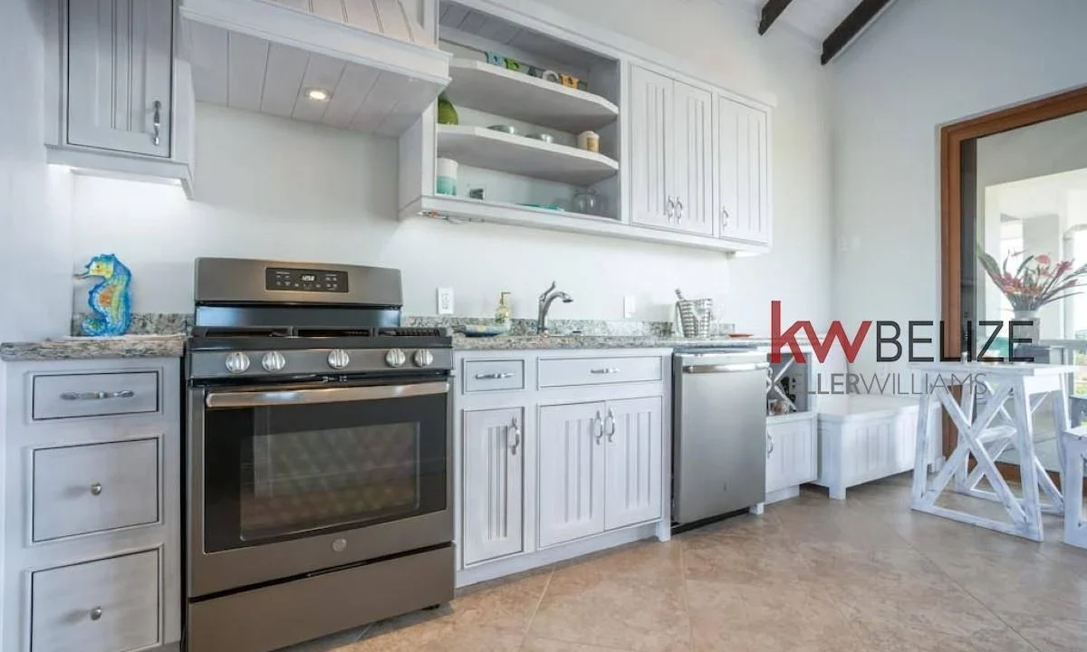 kellerwilliamsbelize-b2092-13
