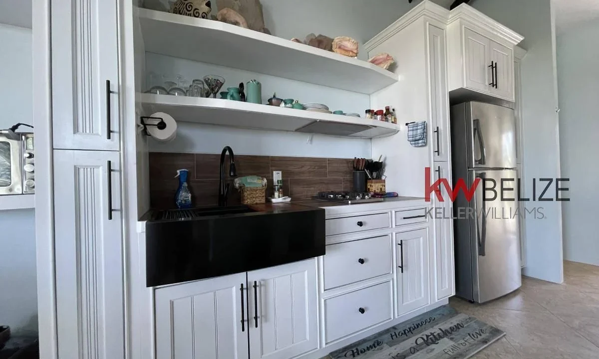 kellerwilliamsbelize-b2092-25