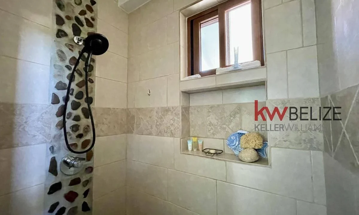 kellerwilliamsbelize-b2092-30