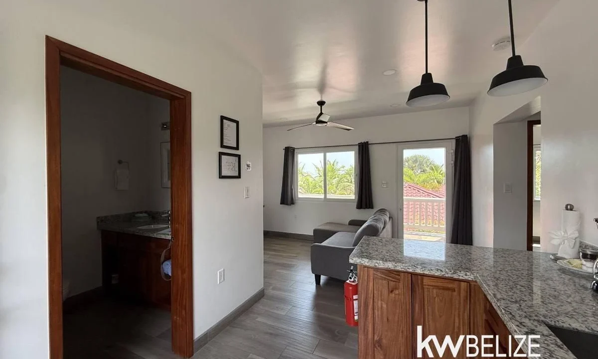 kellerwilliamsbelize-c2131-03