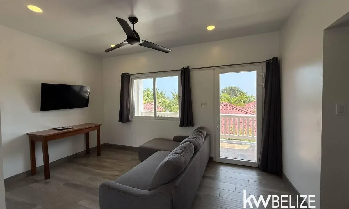 kellerwilliamsbelize-c2131-11