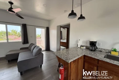 kellerwilliamsbelize-c2131-22