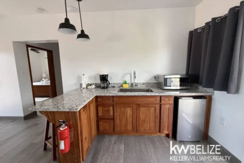 kellerwilliamsbelize-c2131-24