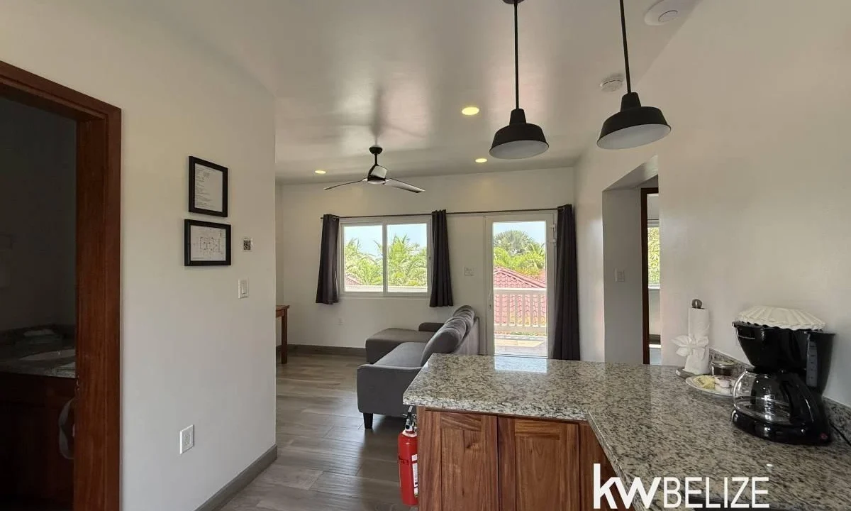 kellerwilliamsbelize-c2131-25