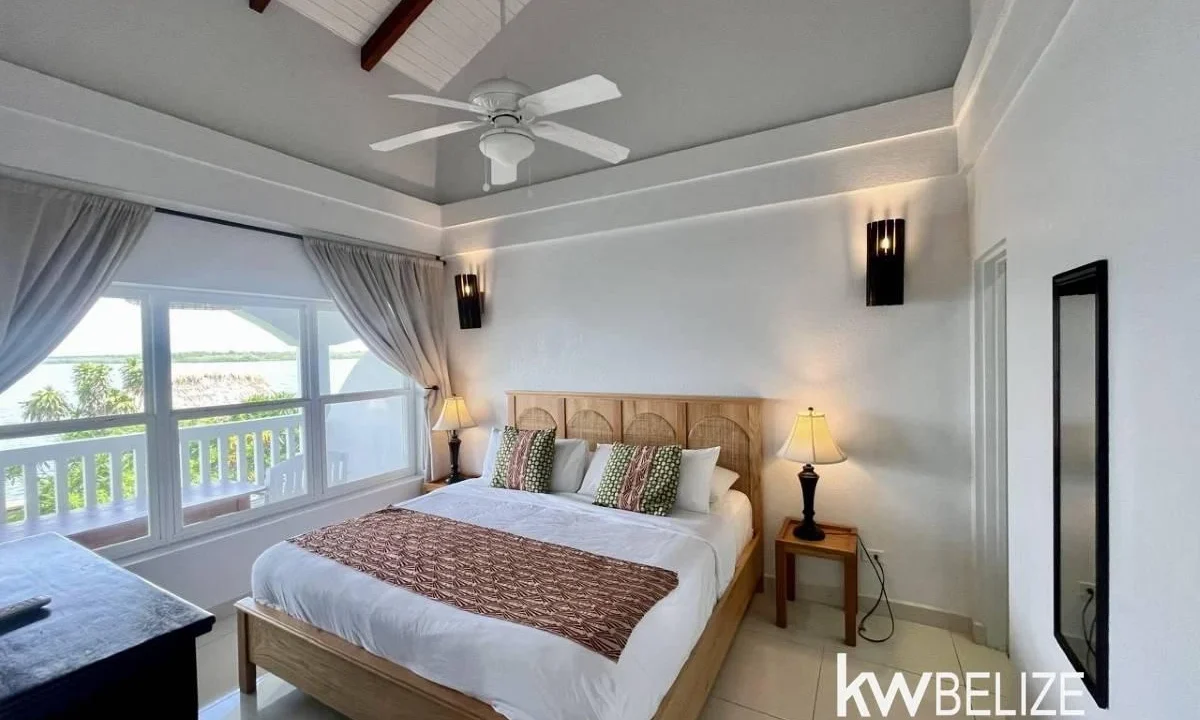 kellerwilliamsbelize-c2132-10
