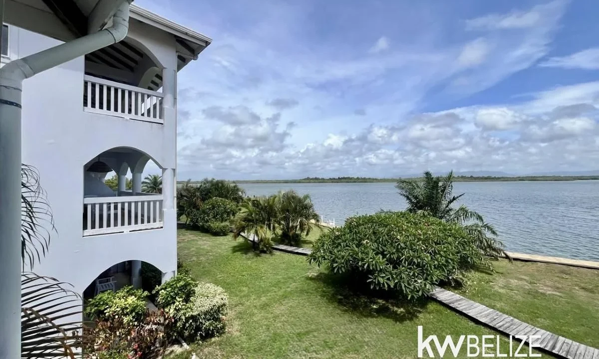 kellerwilliamsbelize-c2132-15