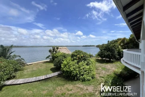 kellerwilliamsbelize-c2132-16