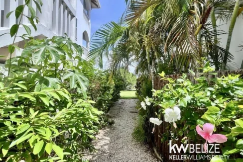 kellerwilliamsbelize-c2132-18