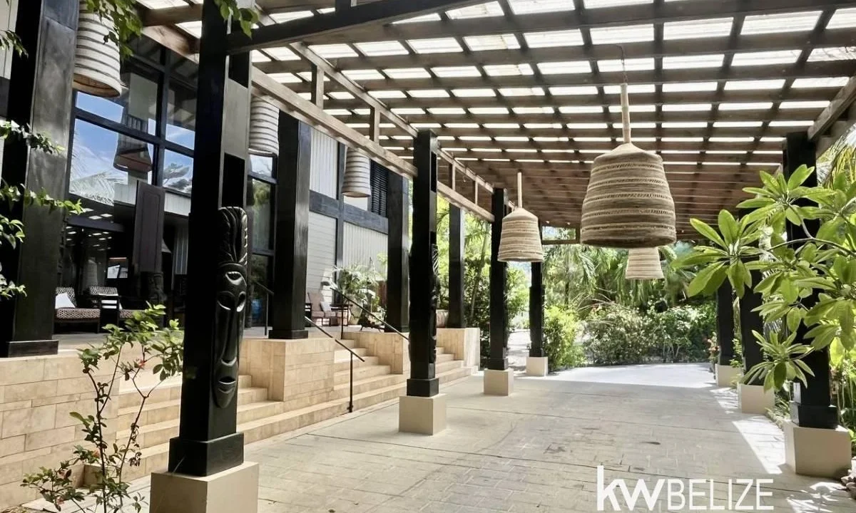 kellerwilliamsbelize-c2132-22