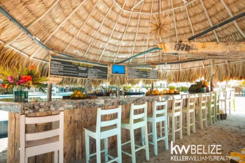 kellerwilliamsbelize-c2132-33