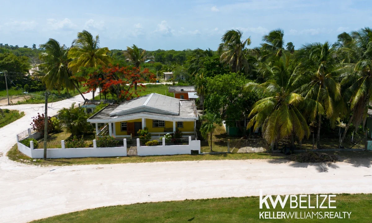kellerwilliamsbelize-cvh102606cz-01