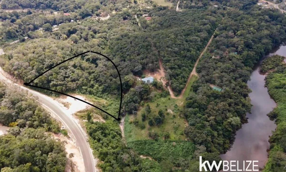 kellerwilliamsbelize-gl132302cr-01
