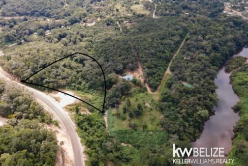 kellerwilliamsbelize-gl132302cr-01