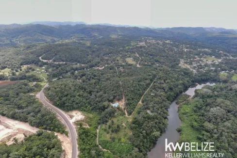 kellerwilliamsbelize-gl132302cr-02