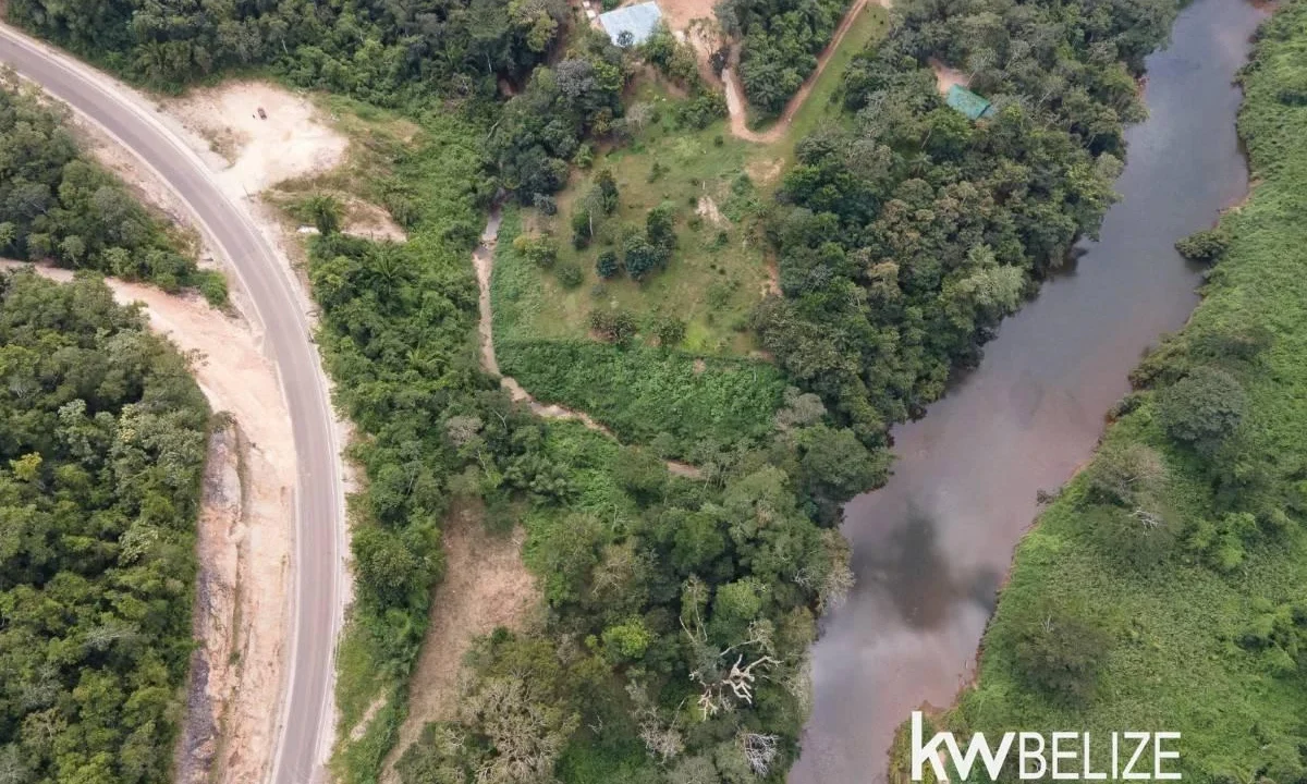 kellerwilliamsbelize-gl132302cr-03