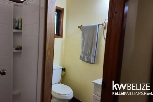 kellerwilliamsbelize-h032603si-17