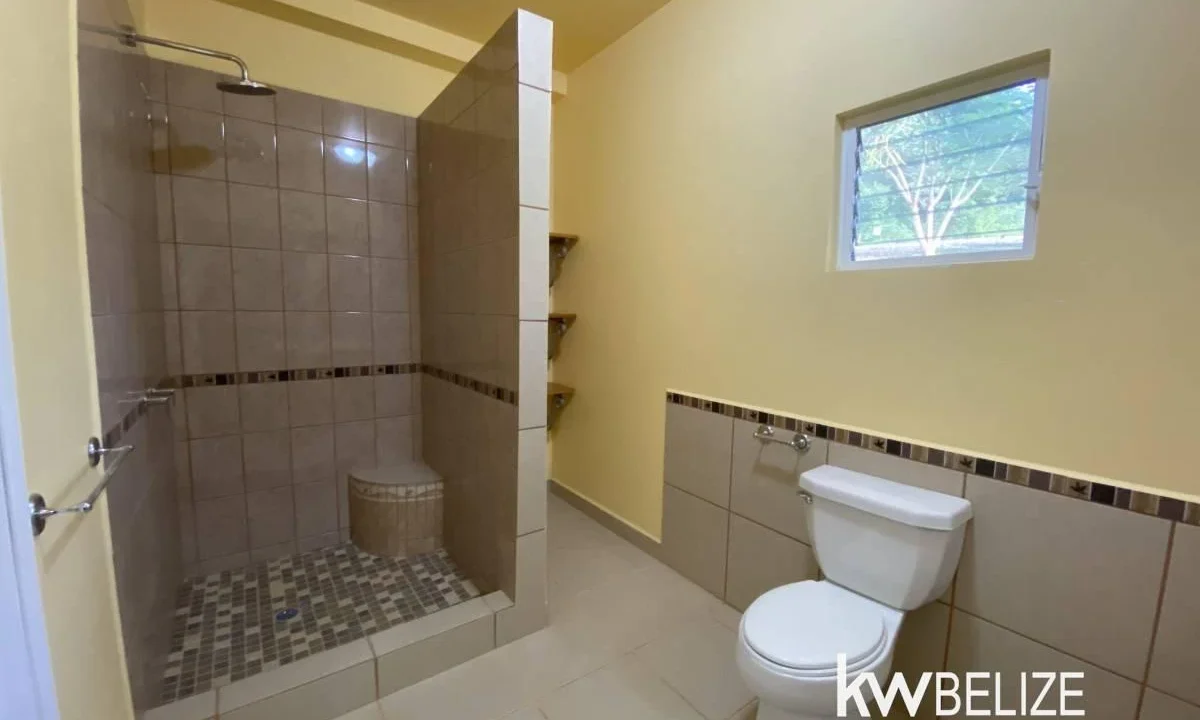 kellerwilliamsbelize-h082312si-08