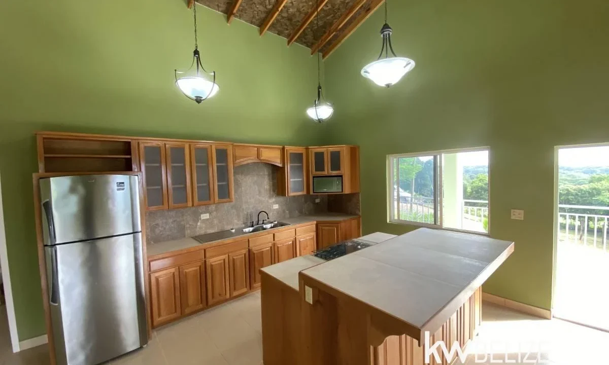 kellerwilliamsbelize-h082312si-12
