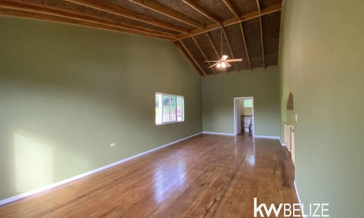 kellerwilliamsbelize-h082312si-15