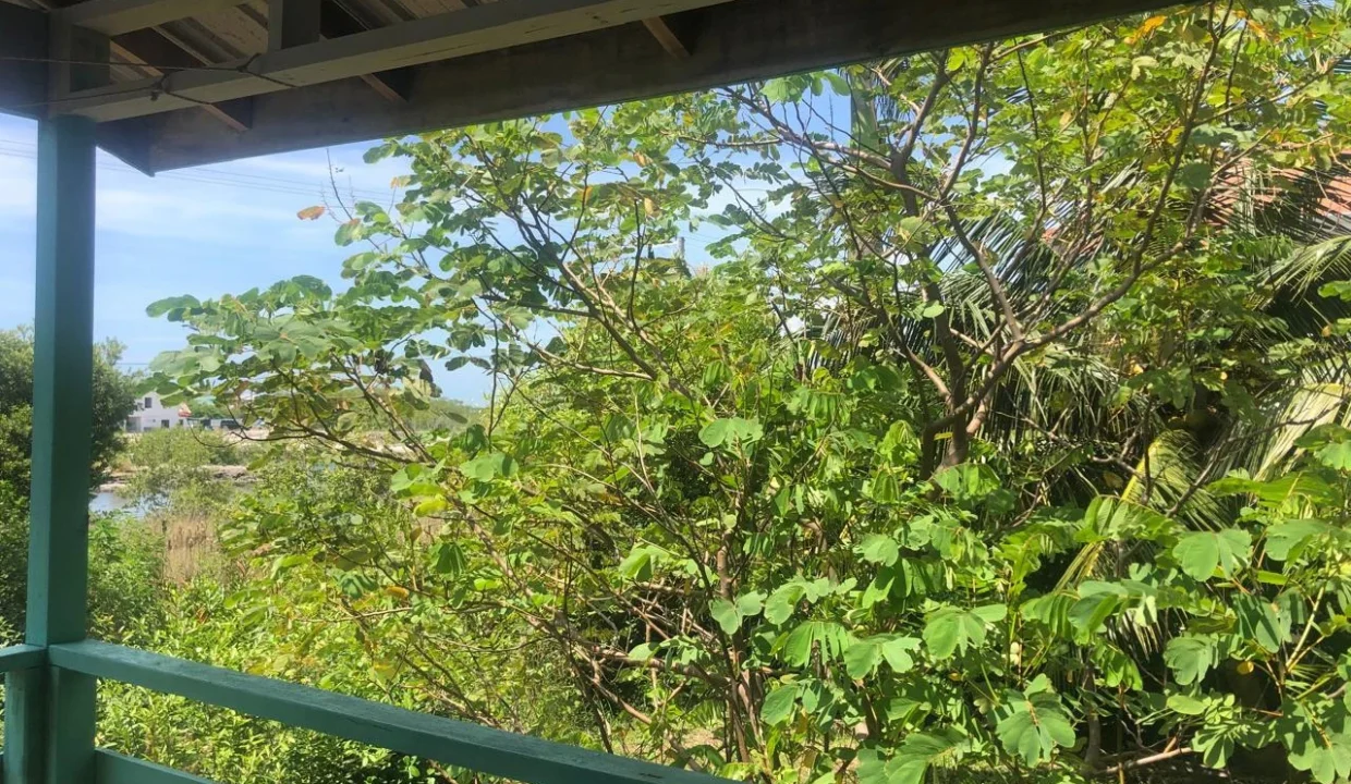 kellerwilliamsbelize-h1020-11