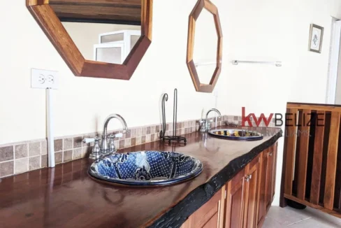 kellerwilliamsbelize-h192301ow-24