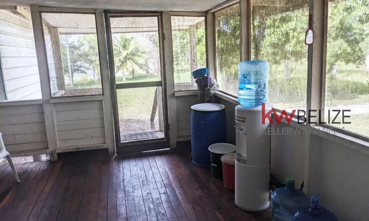 kellerwilliamsbelize-h192301ow-50