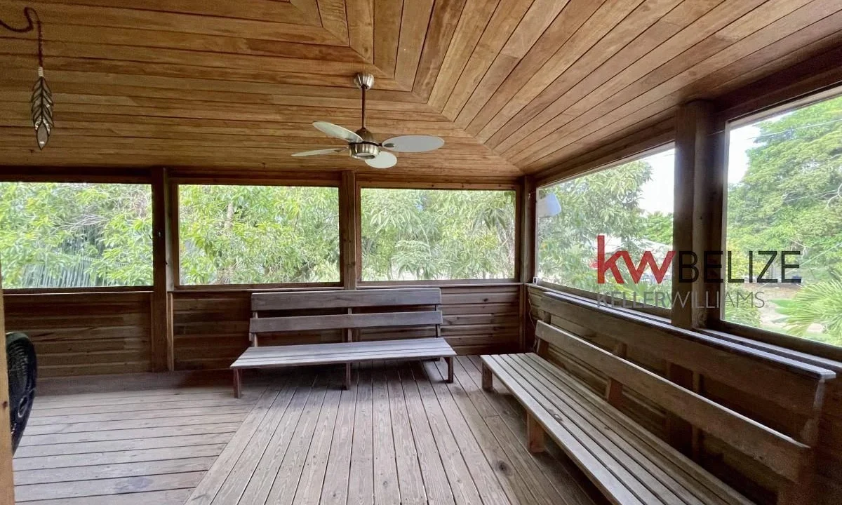 kellerwilliamsbelize-h2080-08